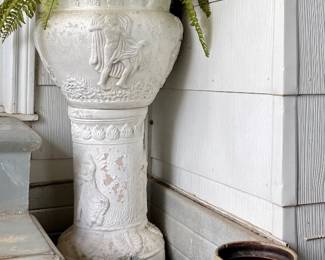 PLANTER ON STAND, CROCK