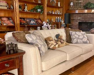 UPHOLSTERED OFF WHITE COUCH BY LA-Z-BOY