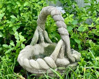 CONCRETE BASKET PLANTER