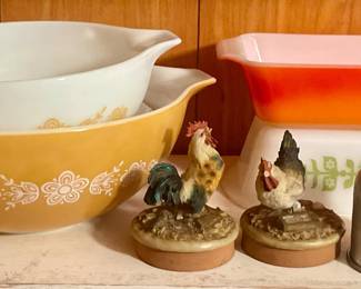 VINTAGE BUTTERFLY GOLD PYREX