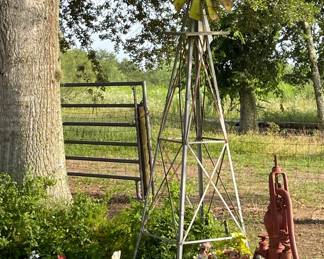ANTIQUE WATER PUMP, YARD WINDMILL, CHICKEN DECOR