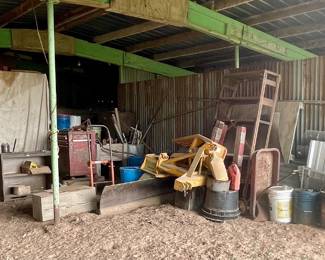 FARM IMPLEMENTS, TOOL BOX
