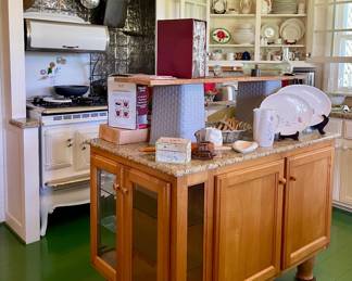 ISLAND AND STOVE NOT FOR SALE!!