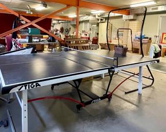 STIGA PING PONG TABLE