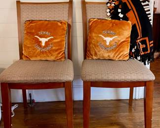 TEXAS LONGHORN PILLOWS AND BLANKET, ACCENT CHAIRS