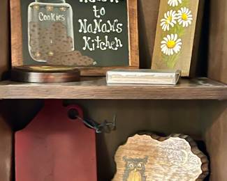 FARMHOUSE DECOR