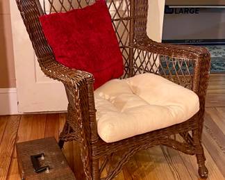 VINTAGE WICKER CHAIR