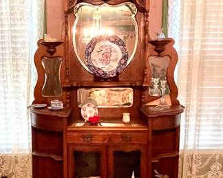 ANTIQUE VICTORIAN CHIFFONIER, COLLECTIBLES