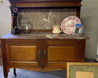 ANTIQUE VICTORIAN MARBLE TOP AND BACKSPLASH WASHSTAND