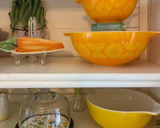 PYREX “SUNFLOWER” CINDERELLA MIXING BOWLS