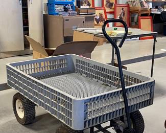 UTILITY WAGON