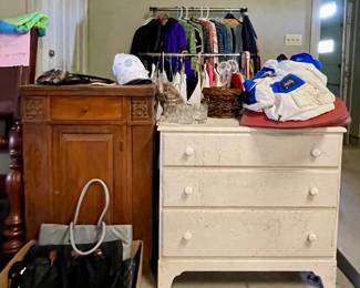 DRESSERS