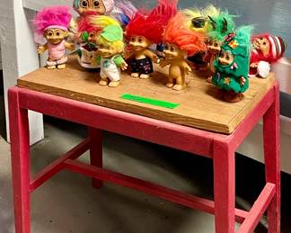 VINTAGE TROLLS