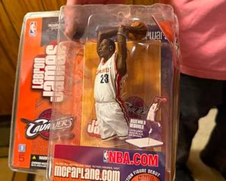 NBA Lebron James figurine