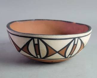 Lot 275  Signed Vicky Calabaza pottery bowl with hand