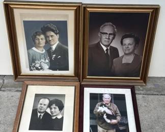 Lot 539h  Lot of 4 framed portraits