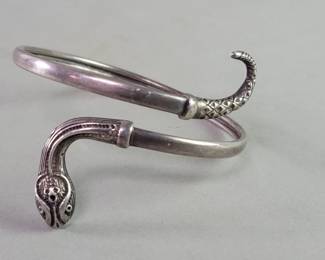 074  Lot 237  Sterling silver snake bracelet