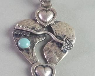 079  Lot 261  Sterling silver Mexico hand hammered broken