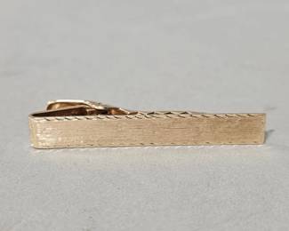 012  Lot 5h  Vintage 14k gold textured tie clip