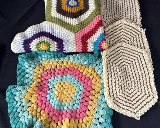 Lot 372h  Lot of crochet table place mats