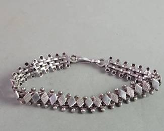 Lot 257  Moroccan style silver bracelet