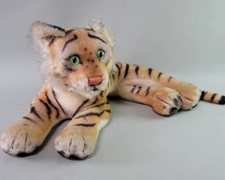 Lot 413  Vintage Steiff tiger