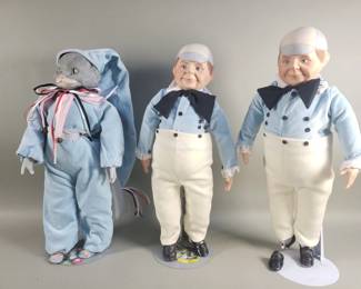 Lot 329  Group of vintage porcelain dolls