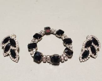 Lot 10  Vintage Weiss bracelet and clipon earring set