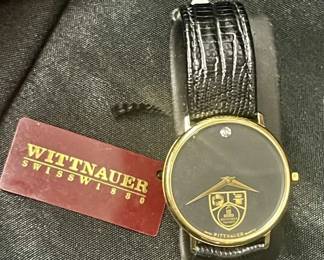 Lot 550h  Vintage Wittnauer gold plated diamond watch