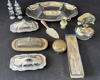 Lot 351h  Lot of vintage metal items