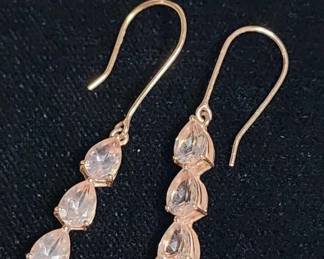 055  Lot 292h  10k gold pink natural stone earrings