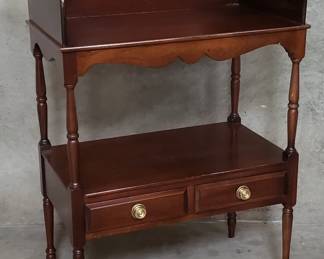 Lot 58  Sheratonstyle mahogany wash stand