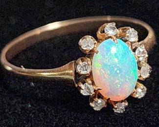 016  Lot 340h  14k gold, opal womens ring