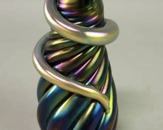 047  Lot 528  Signed Abelman 1990 iridescent studio art glass