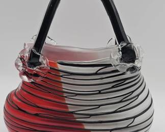 Lot 200h  Vintage Muranostyle handblown purseform art