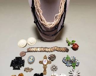 Lot 22  Group of vintage costume jewelry, earrings,