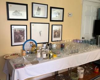 pictures, glassware