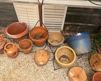 clay pots