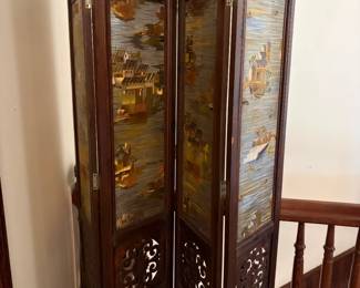 folding screen