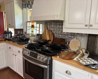 Lodge and Paula Deen cast iron, insta pot