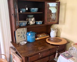 Possum Belly cabinet, granitware