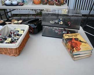 Die cast motorcycles