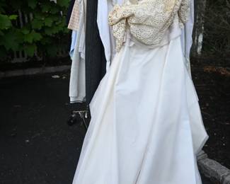 Wedding gown