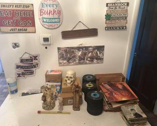 Bunch of 45 and 33 Vinyl Records