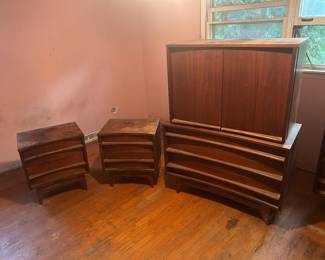Old MCM Dresser set 1 - needs some tlc