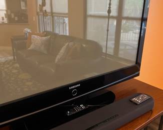 TWO FLAT SCREEN TV'S, SOUND BAR