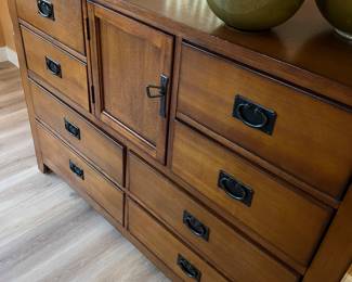 CABINET OR BUFFET
