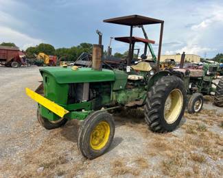 TRACTOR