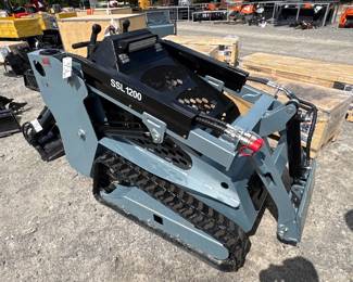 MINI SKID STEER