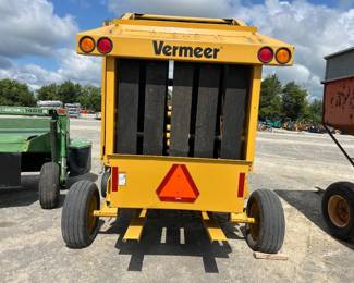 VERMEER CLASSIC ROUND BALER